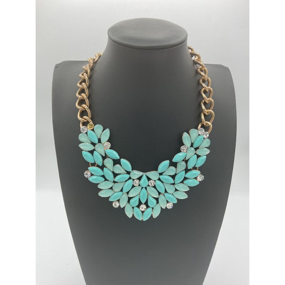 Gold Tone Chain Necklace With Turquoise & Clear Rhinestone Flower Pendant